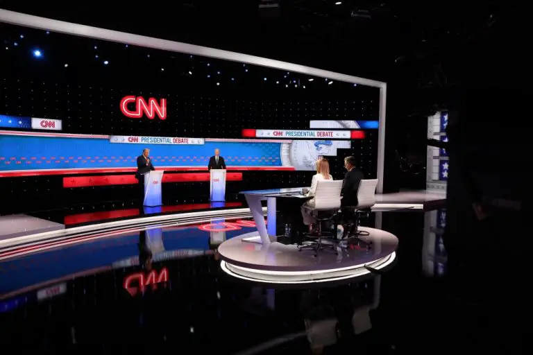 CNN repousse les critiques du débat sur la vérification des faits : « Aux candidats »