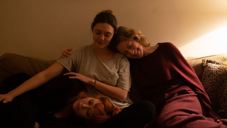 Elizabeth Olsen, Natasha Lyonne et Carrie Coon assistent un père malade dans la bande-annonce de « His Three Daughters » sur Netflix